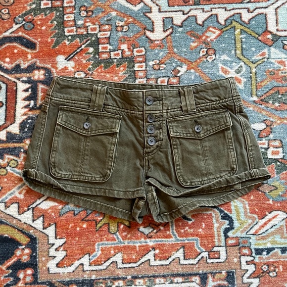 * NWOT Free People Cargo Shorts * - Picture 3 of 4